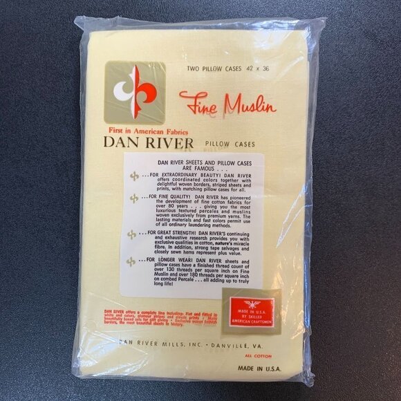 New Sealed Dan River Fine Muslin Two Pillowcases 42x36 Pastel Yellow Made in USA - Picture 2 of 2